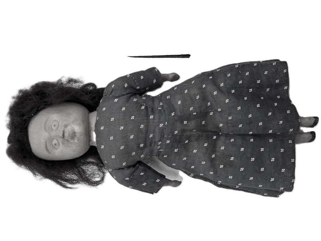 Mistleton, Chapter 3